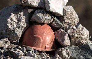 Golden Dreadlocks: 25 Undocumented Foreigners Arrested for Illegal Mining Image for illustration. Picture: iStock